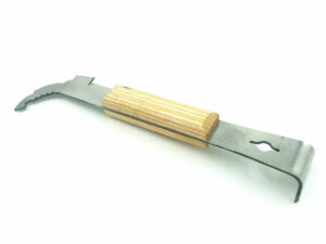 Стамеска пасечная нержавеющая (ЕВРОПЕЙКА),  для подъема рамок с деревянной ручкой